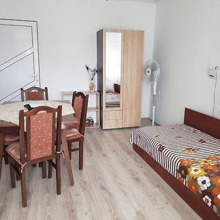 Megi Apartments Созополь Экстерьер фото
