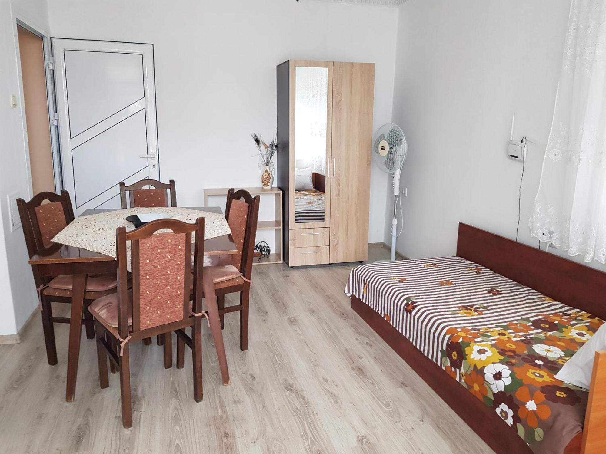 Megi Apartments Созополь Экстерьер фото
