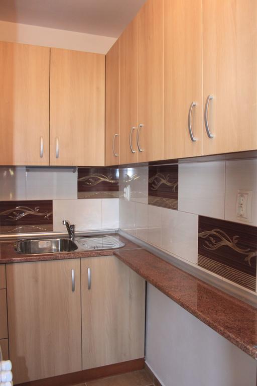 Megi Apartments Созополь Номер фото